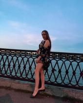 Эскорт и уличные девушки: имидж, стереотипы и будущее интимного досуга